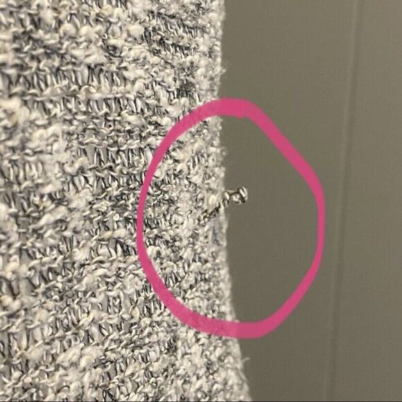 Abercrombie Kids Gray Knit Long Sleeve Pullover Sweater A&F - Picture 9 of 9